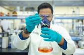Kilang Pertamina Pastikan Kualitas BBM Melalui Uji Laboratorium Independen