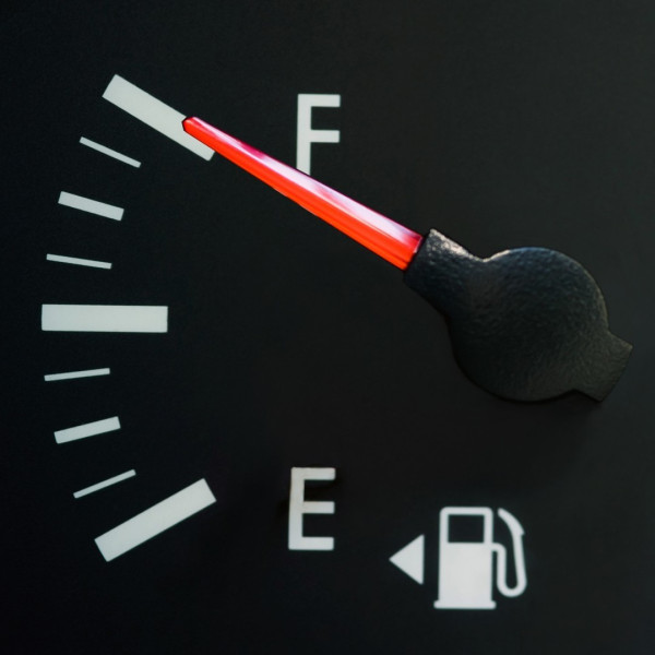 Mesin Kendaraan Panas Bisa Bikin BBM Nguap? Ini Cara Mengatasinya!