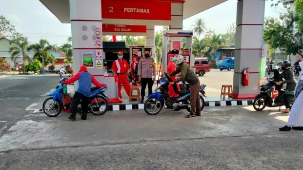 Luhut vs Arifin Tasrif Soal Pembatasan BBM, Mana yang Benar?