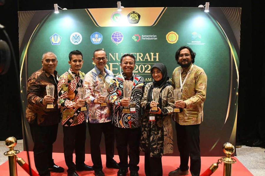 Terdepan dalam Pengelolaan Energi, Pemprov Jabar Sabet Lima Penghargaan Anugerah DEN 2024