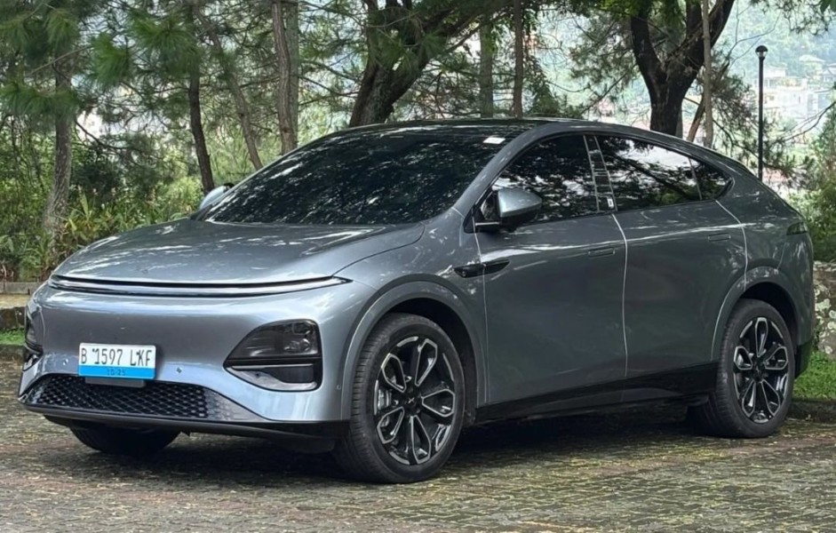 Mobil Listrik Buat Healing, XPENG G6 Pro Andalkan Layar Besar dan Jok Pijat