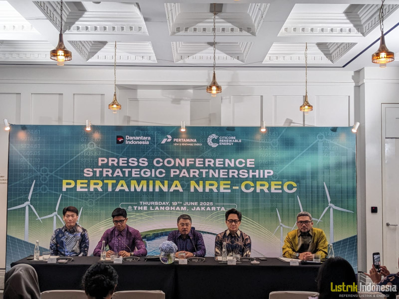 PNRE Gandeng Raksasa Cina Bangun Pabrik Panel Surya