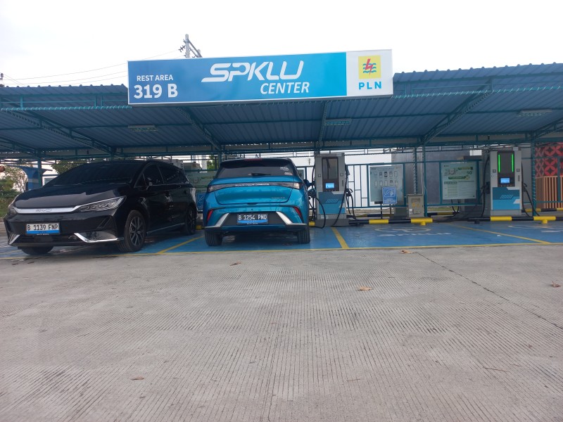 Kembali ke Jakarta: SPKLU Trans Jawa Teruji Dua Arah