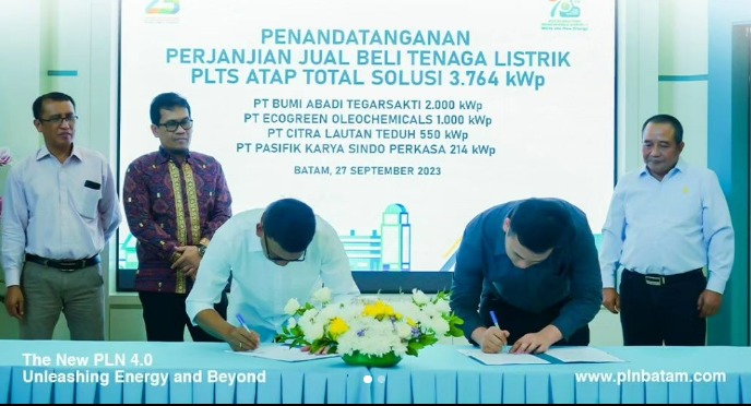 PT PLN Batam Suplai Listrik Hijau ke Industri Batam