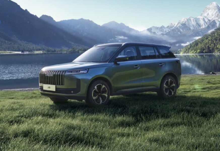 JAECOO J5 EV Standard vs Premium Beda Rp50 Juta, Apa yang Didapat?