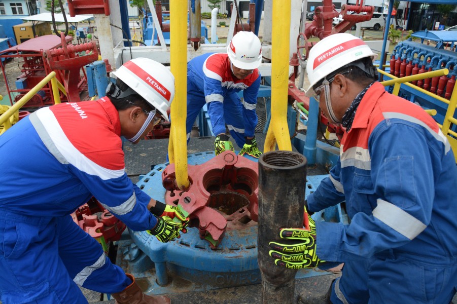 Di Balik Libur Panjang Nataru, Ada Rig yang Tetap Menyala