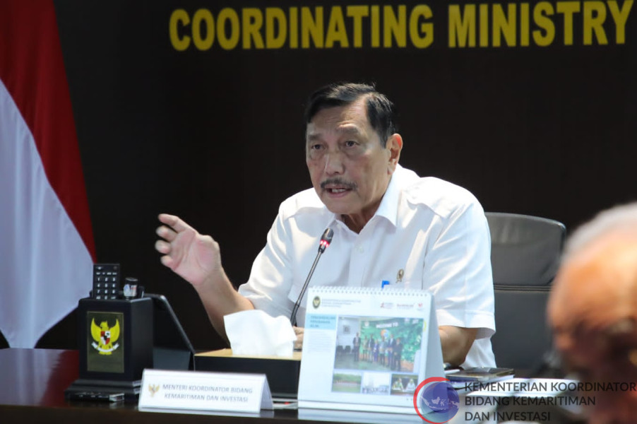 Meragukan Pernyataan Luhut Soal Pembatasan BBM Bersubsidi