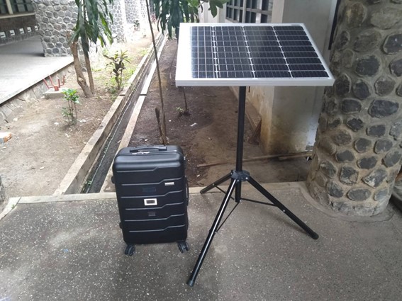 Mengenal Panel Surya Portabel: Solusi Energi untuk Kegiatan Luar Ruangan