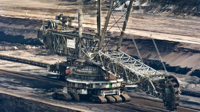 Tambang Emas Martabe Dicabut, Pemerintah Tindak Tegas Perusak Lingkungan di Sumatera