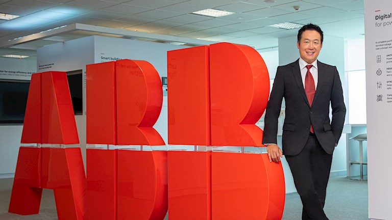 ABB Indonesia Apresiasi 16 Tahun Dedikasi Majalah Listrik Indonesia